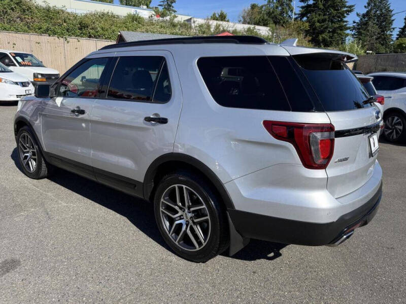 2016 Ford Explorer Sport