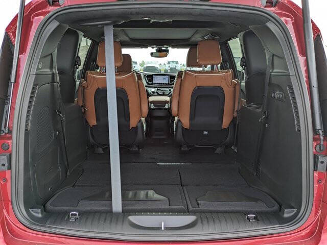 2026 Chrysler Pacifica Pinnacle