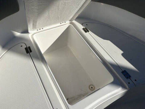 2022 Clearwater 2200