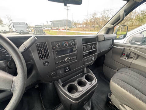 2018 GMC Savana 2500