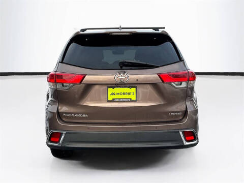 2017 Toyota Highlander Limited Platinum