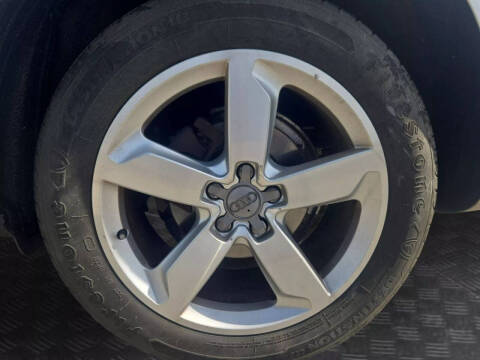 2012 Audi Q5 3.2 quattro Premium Plus