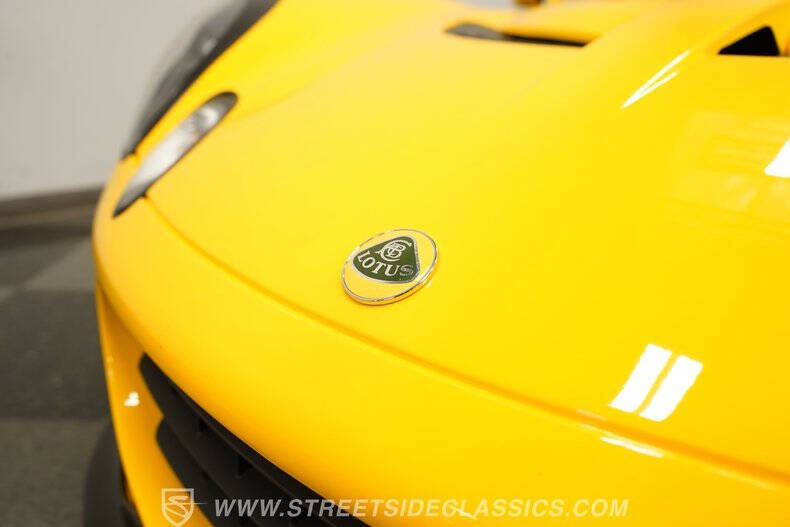 2005 Lotus Elise