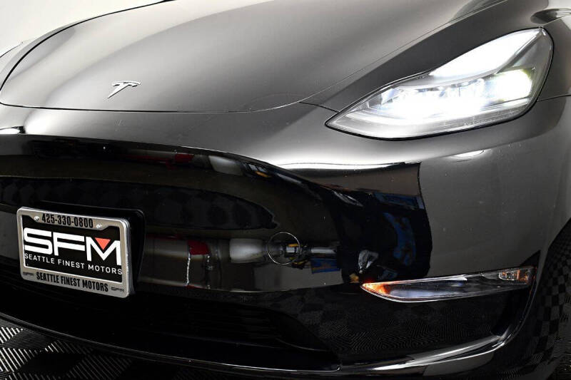 2024 Tesla Model Y Long Range