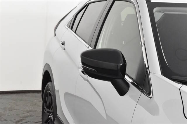 2024 Mitsubishi Eclipse Cross LE