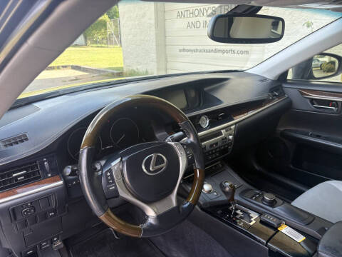 2013 Lexus ES 350