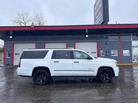 2017 GMC Yukon XL Denali