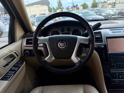 2010 Cadillac Escalade Premium