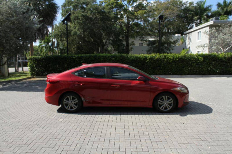 2018 Hyundai Elantra