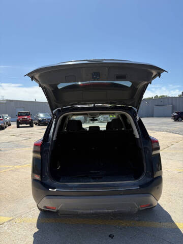 2022 Nissan Rogue SV