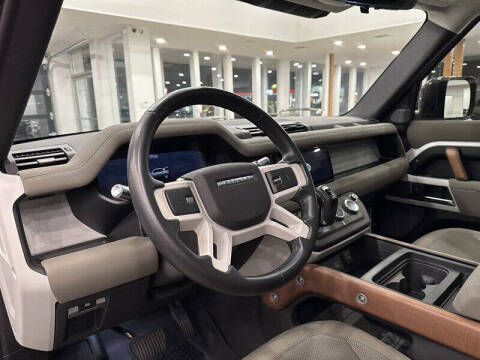 2021 Land Rover Defender 110 SE