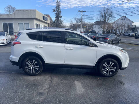 2016 Toyota RAV4 LE
