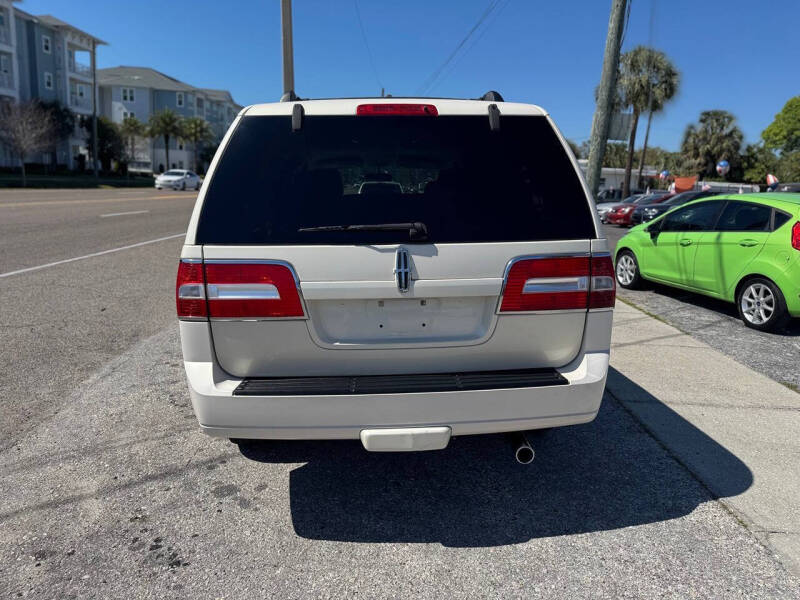 2007 Lincoln Navigator Luxury
