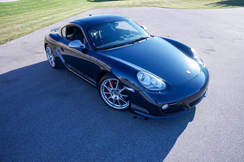 2012 Porsche Cayman R