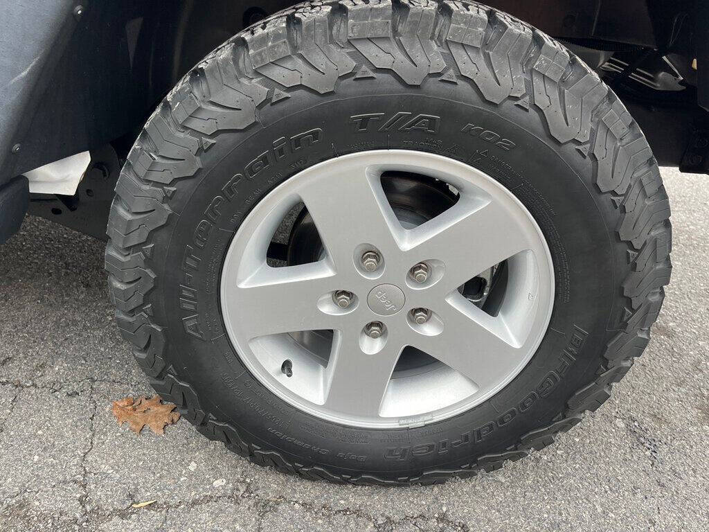 2017 Jeep Wrangler 12