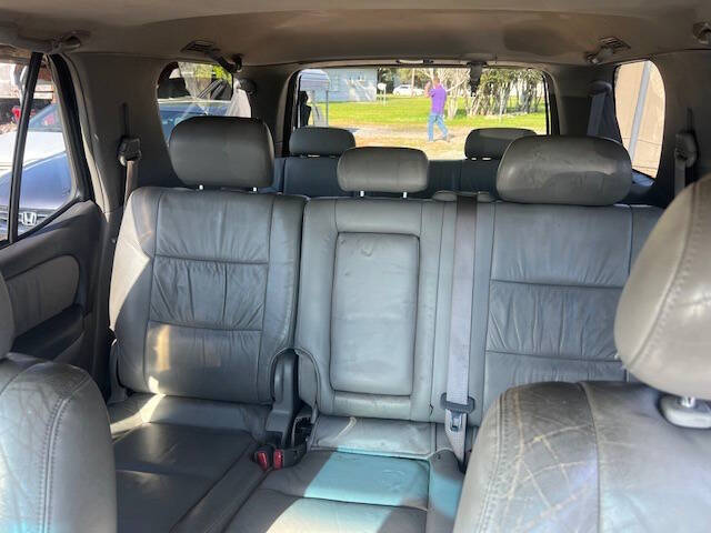 2004 Toyota Sequoia Limited