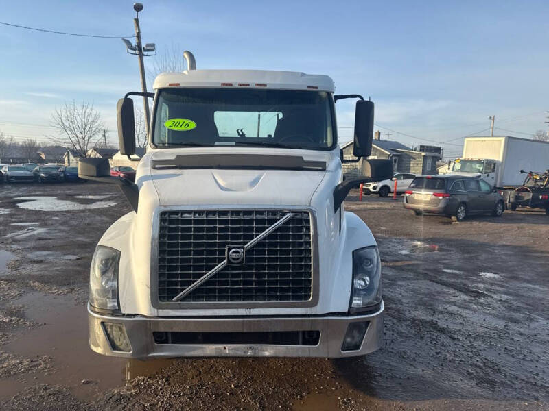 2016 Volvo VNL