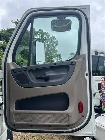 2014 Freightliner Cascadia