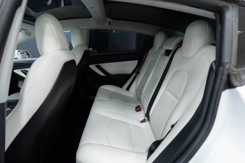 2019 Tesla Model 3 Long Range