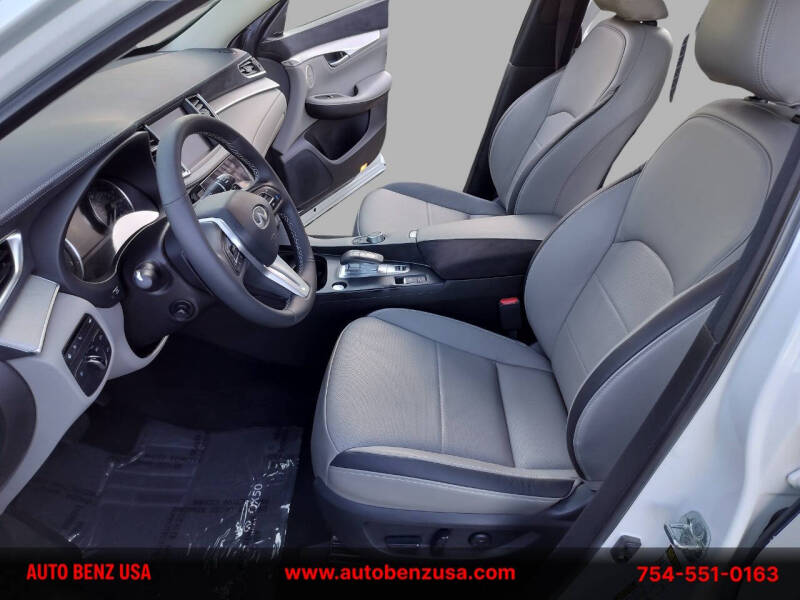 2023 Infiniti QX50 Sensory
