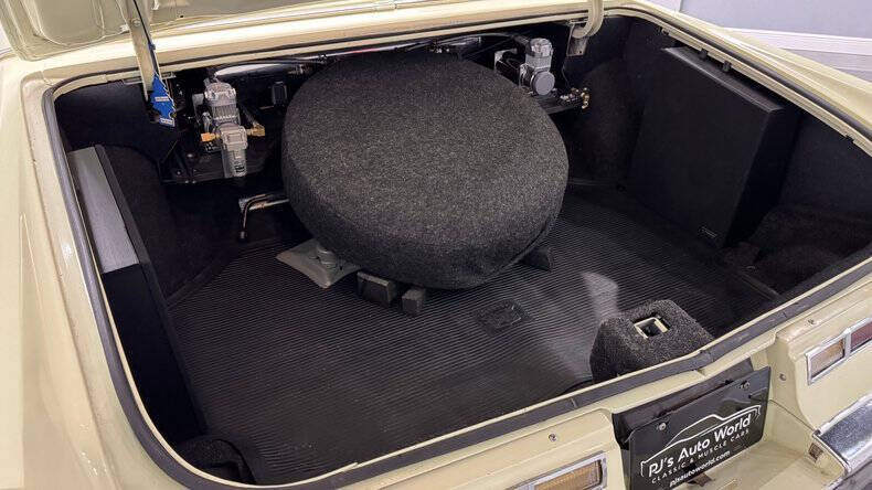 1976 Cadillac DeVille