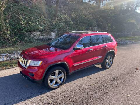 2011 Jeep Grand Cherokee for sale at Bogie's Motors in Saint Louis MO