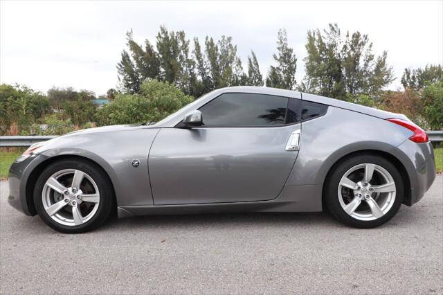 2011 Nissan 370Z  - $20,999