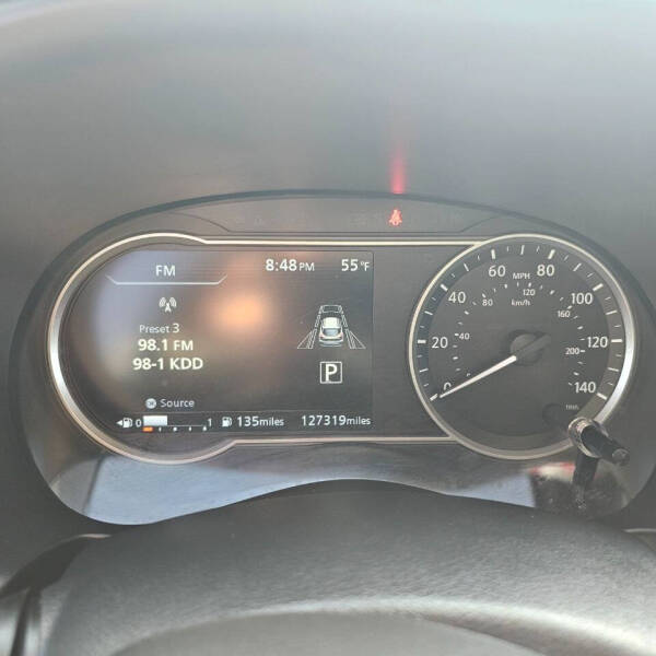 2020 Nissan Kicks SR