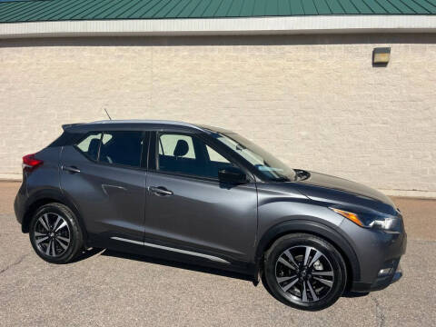 2020 Nissan Kicks SR