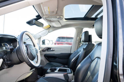 2018 Chrysler Pacifica Hybrid Limited