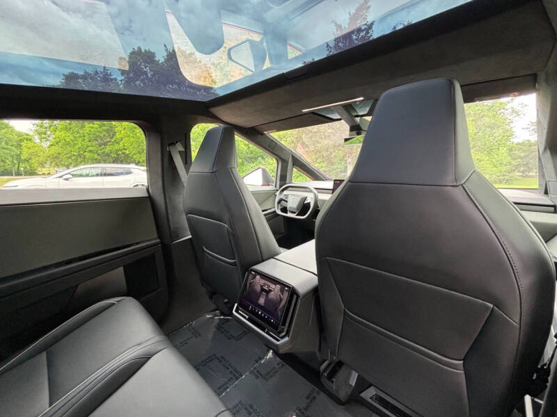 2024 Tesla Cybertruck