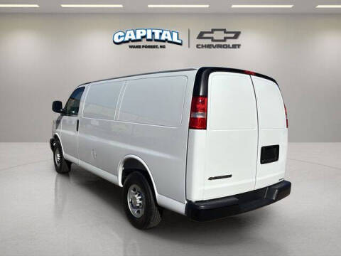 2025 Chevrolet Express 2500