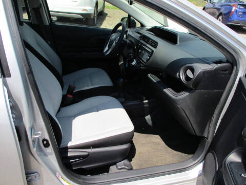 2015 Toyota Prius c Two