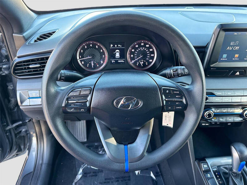 2019 Hyundai Veloster