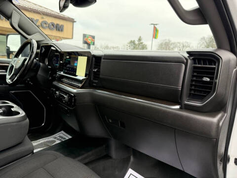 2024 Chevrolet Silverado 2500HD LT