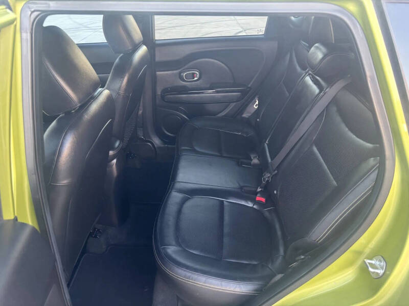 2015 Kia Soul +