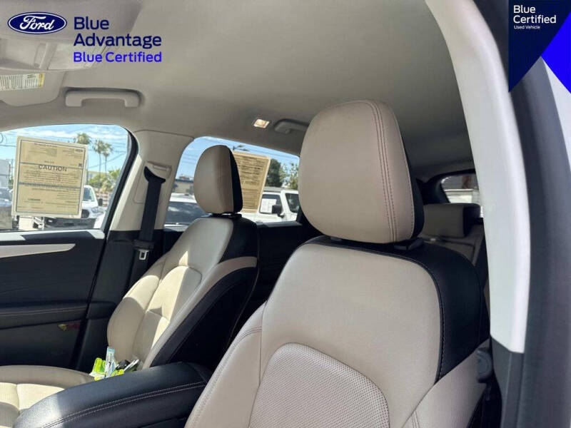 2022 Ford Escape SEL