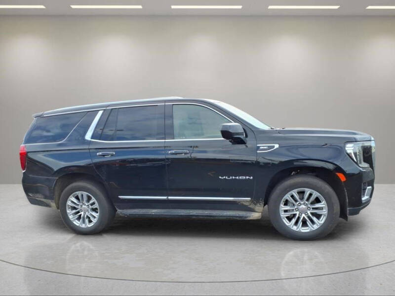 2024 GMC Yukon SLT