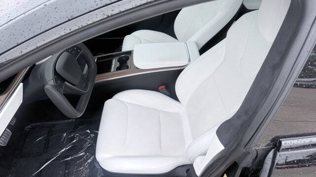 2023 Tesla Model S Standard Range
