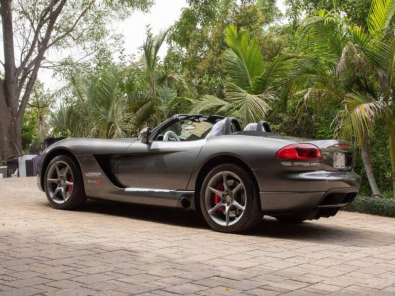 2010 Dodge Viper SRT10's photo