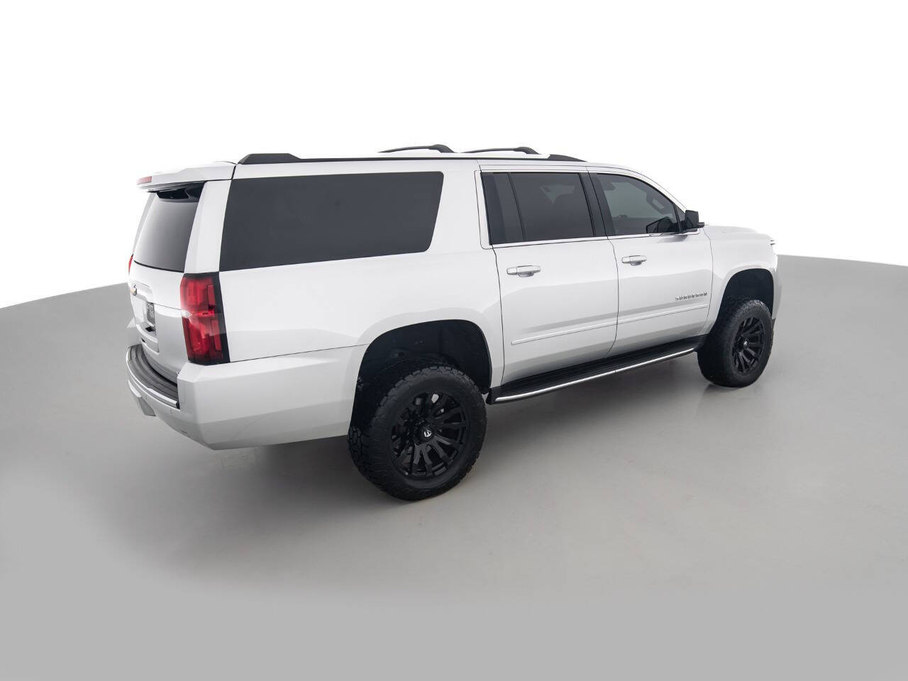 Used Car 2017 Chevrolet Suburban  Premier 4x4 4dr Suv For Sale Under $30,000 In Coal City, Illinois