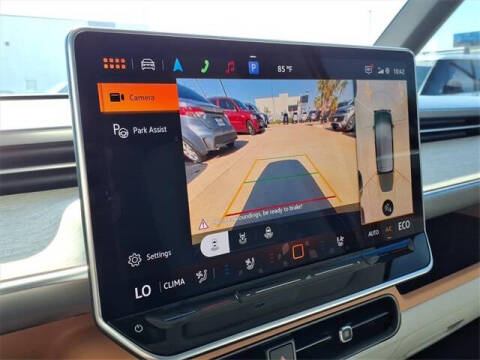 2025 Volkswagen ID. Buzz Pro S Plus 4Motion