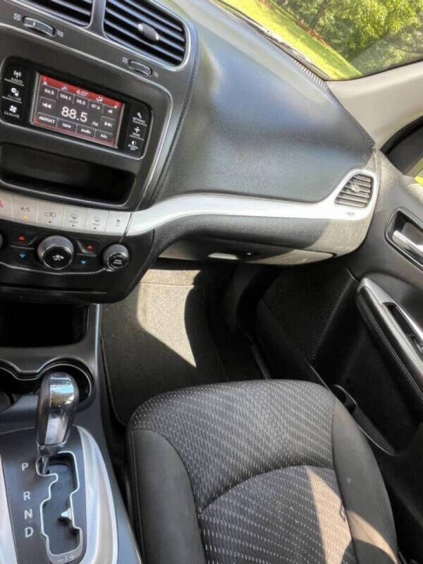 2019 Dodge Journey SE