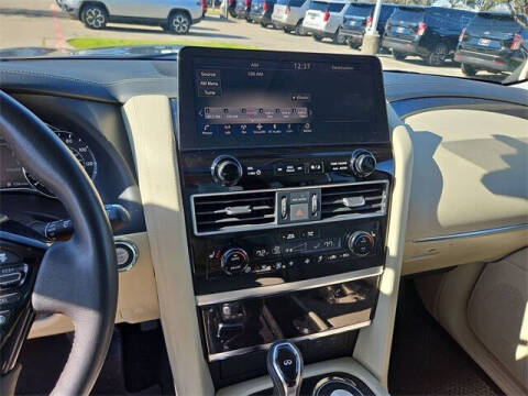 2023 Infiniti QX80 Luxe