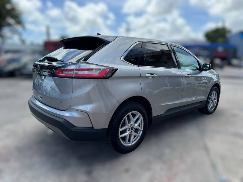 2021 Ford Edge SEL