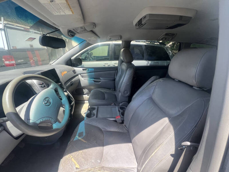 2008 Toyota Sienna LE 7-Passenger