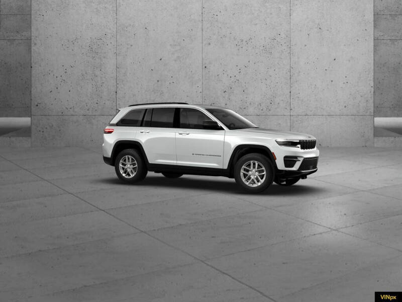 2026 Jeep Grand Cherokee Laredo