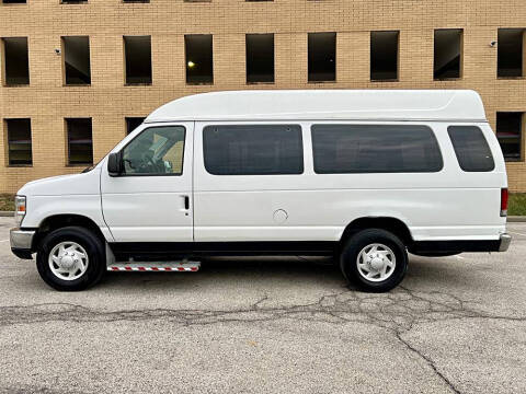2013 Ford E-Series E-350 SD