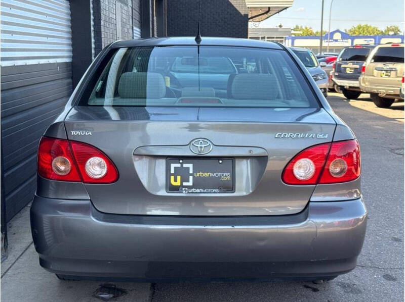 2005 Toyota Corolla
