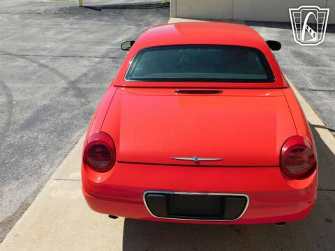 2002 Ford Thunderbird Deluxe